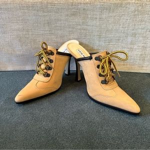 Steve Madden Timb-esq Mule Heel with Laces